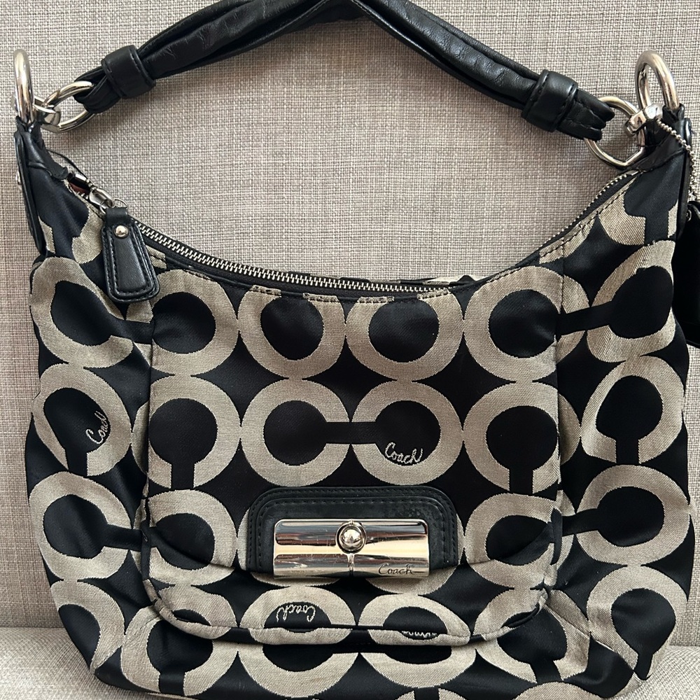 Coach Signature Demi Shoulder Bag Black/White Jacquard F19218